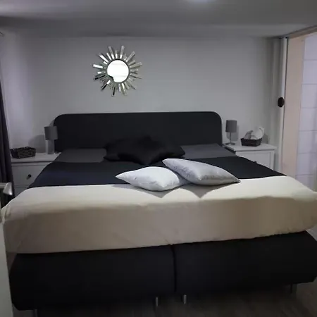 Appartement Calm Im Erdgeschoss Mit Eigenem Eingang *