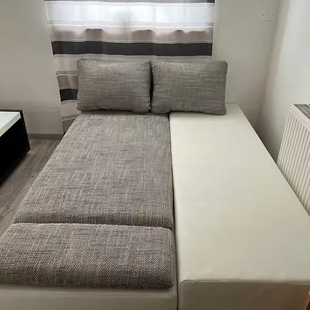 Appartement Calm Im Erdgeschoss Mit Eigenem Eingang *