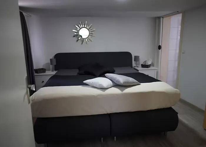 Appartement Calm Im Erdgeschoss Mit Eigenem Eingang *